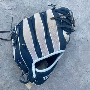 Brown Wilson T-Ball RH Infield Baseball Glove 10" (Used)