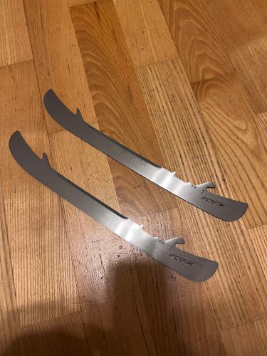Bauer Fly X replacement Steel - Size 272 - New