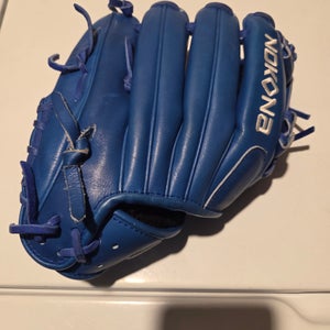 Infield RH Nokona SKN6 Baseball Glove 11.5" (Used)