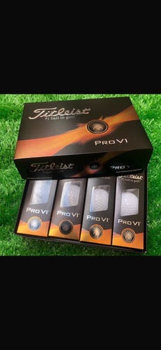 Titleist Pro V1 Balls 12 Pack (1 Dozen) (New)