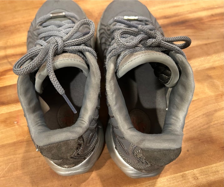 Men's Size M 7.5 (W 9) Nike lebron 21 Shoes (Used)