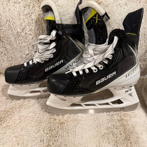 2023 Bauer Vapor X Select Hockey Skates Regular Width 6.5 (New)