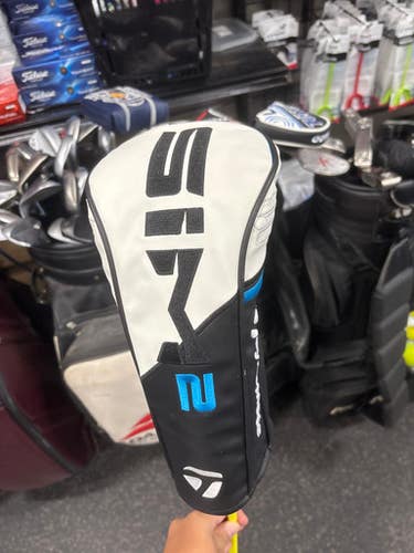 Used Taylormade SIM 2 MAX Mens Driver RH 10.5 Degree 11337-S000475240