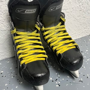 2007 Bauer Supreme One05 Hockey Skates Regular Width Size 5 (Used)
