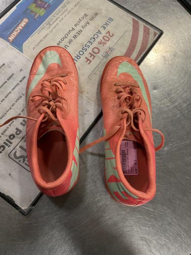 Used Nike Soccer Indoor Shoes Pink Youth 08.5 11614-S000225704