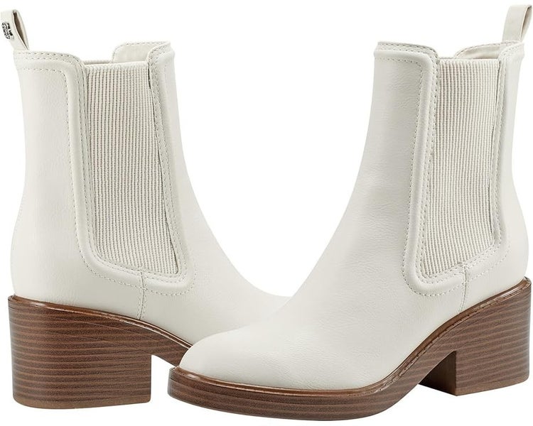 Bandolino Enisy Chelsea Bootie Women 8 White Bone Faux Leather Dress Boot TZP607