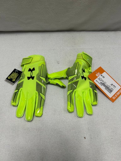 Used Under Armour YTH NEON LTD FB Gloves Green SM 11490-S000267268