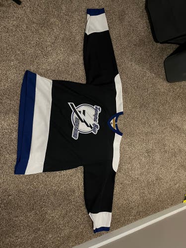 Tampa bay lightning Koho Jersey (Used)