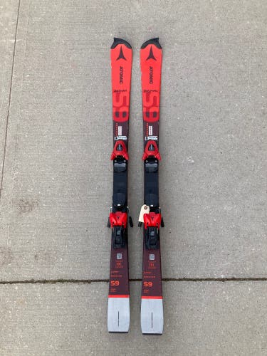 Atomic Redster FIS Norm 131cm Racing Skis + Atomic C7 Bindings