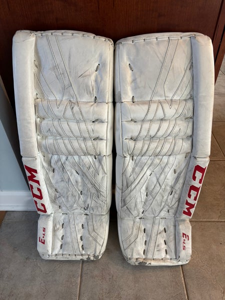 28" CCM EFlex 4.5 Goalie Leg Pads (Used)