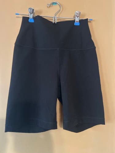 Yogalicious Black Medium Women's Bike Shorts (Used)