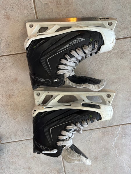 CCM Ribcor 40K Hockey Goalie Skates Size 4 (Used)
