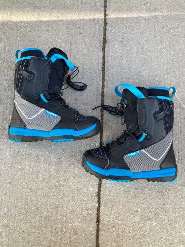 Salomon Talapus Snowboard Boots | Size 5 Kids