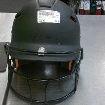 Used Schutt HELMET W/ MASK Batting Helmet w/Mask Black MD 11339-S000196591
