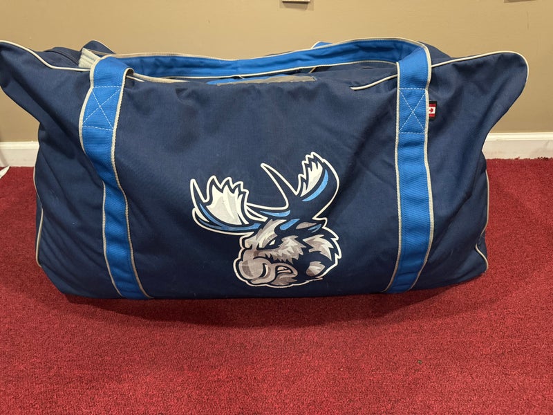 4ORTE Manitoba Moose player bag item#LHMN