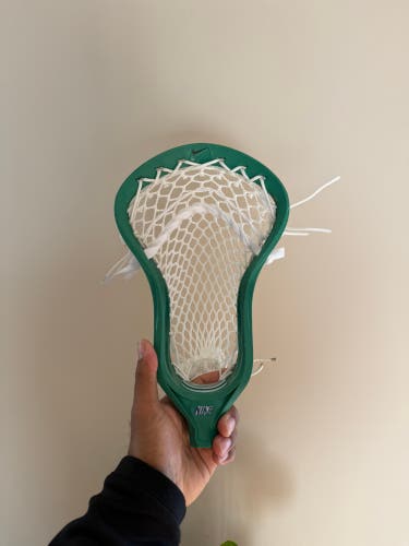 Nike L3 - Strung (New)