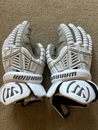 Warrior Evo V Lacrosse Gloves 13" (Used)