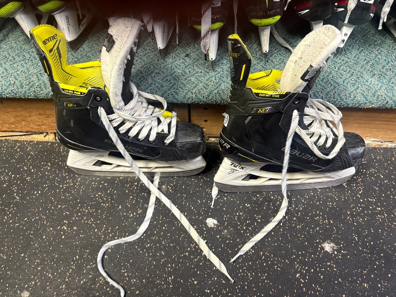 Bauer Supreme M4 Hockey Skates Regular Width 7.5 (Used)