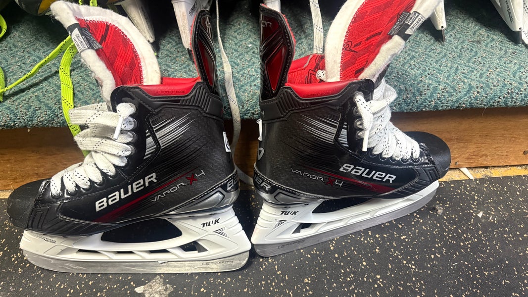 Bauer Vapor X4 Hockey Skates Size 6 (Used Once)