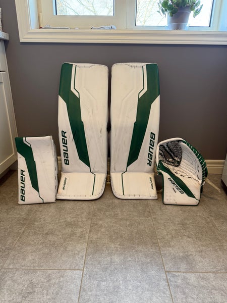 35" 2024 Bauer Hyperlite 2 Regular Goalie Full Set Pro Stock (Used)