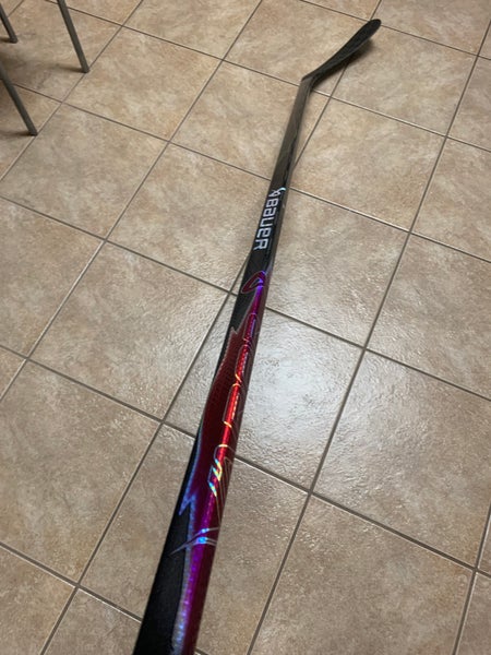 Senior Bauer Vapor FlyLite Right Handed Hockey Stick P92 65 Flex Pro Stock (New)