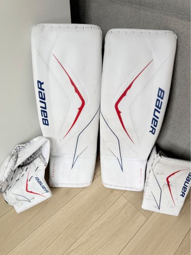 Large 2025 Bauer Vapor Flylite Goalie Pads NHL Pro Stock (Used)