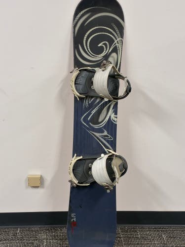 Women's Salomon U.T. Maiden Snowboard 155cm (Used)