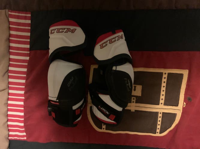 Senior Medium CCM JetSpeed FT4 Pro Elbow Pads (Used)