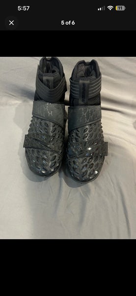 Men's Size M 13.5 (W 14.5) Nike Jordan Force Savage Elite 2 (New)