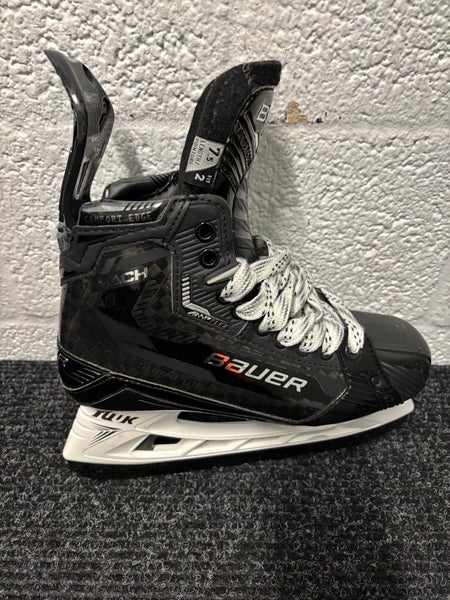 2022 Bauer Supreme Mach Hockey Skates Regular Width 7.5 (Used)