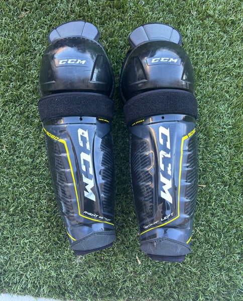 Senior CCM Tacks 9080 14" Shin Pads (Used)