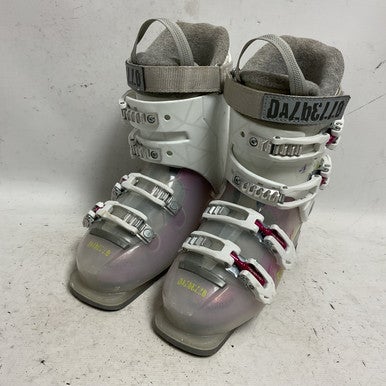 Used Dalbello GAIA 4 Girls DH Ski Boot White 225 MP - J04.5 - W5.5 11855-S000195002