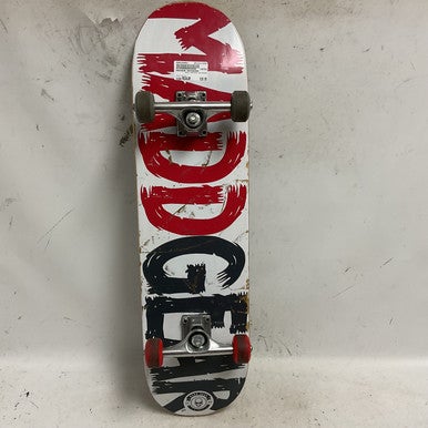 Used MADDGEAR Complete Skateboard White Regular 11855-S000194952