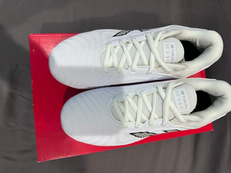 White Women's Size M 4.0 (W 5.0) New Balance Fuse v4 Low Top Metal (New)
