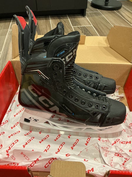 2023 CCM JetSpeed FT690 Hockey Skates Regular Width 10.5 (Used)