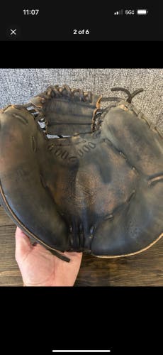 Under Armour Flawless RH Baseball Glove 34" (Used)