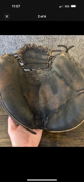 Under Armour Flawless RH Baseball Glove 34" (Used)