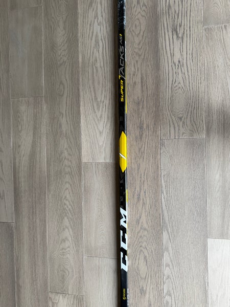 Senior CCM Super Tacks AS1 Right Handed Hockey Stick P88 75 Flex (Used)