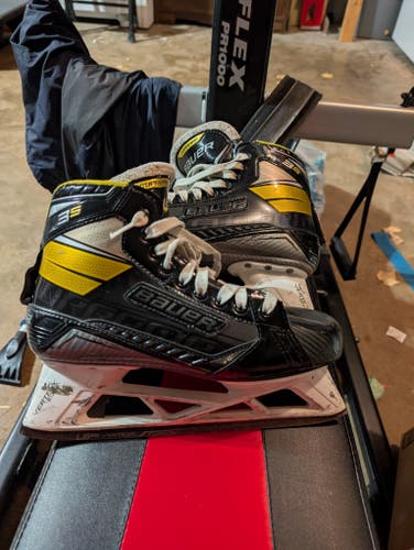 Bauer Supreme 3S Hockey Goalie Skates Extra Wide Width 8 (Used)