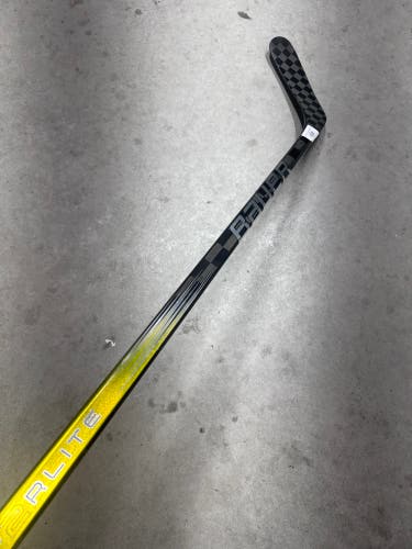 87 Flex P90TM Senior Bauer Vapor Hyperlite 2 Left Hand Hockey Stick Pro Stock NHL (Used)