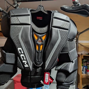 NEW XL CCM EFlex 6 Blackout Chest Protector