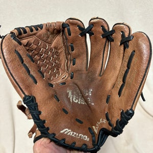RH Mizuno Prospect Baseball Glove 11" (Used)