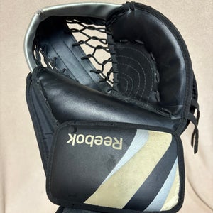 Reebok Street Hockey Goalie glove Regular (Used)