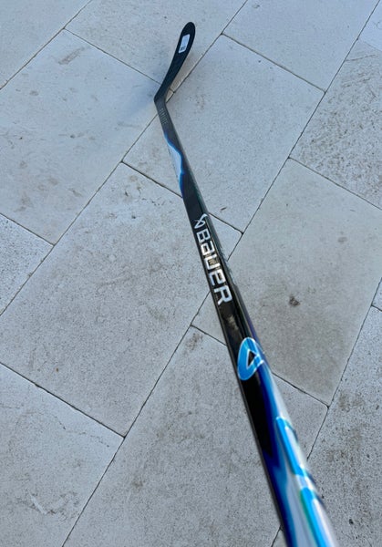 Bauer Valor FlyLite Intermediate, P28, Right, 65 Flex (New)