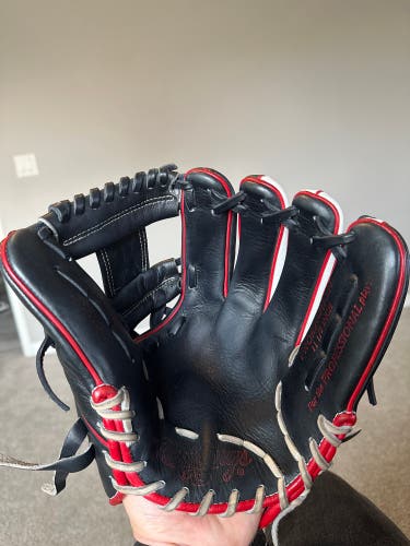 Rawlings Heart of the Hide RH Infield Baseball Glove 11.5" (Used)