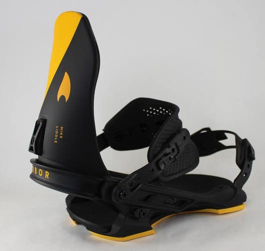 Arbor Hemlock Snowboard Bindings, Mens Medium (US 9-11), Black/Candle New 2025