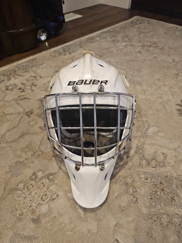 Senior Small-Medium 2020 Bauer 930 Goalie Mask (Used)