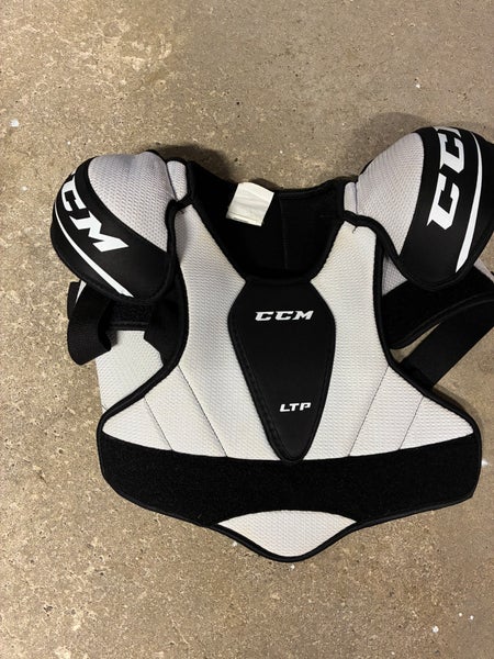 Medium Junior CCM LTP Shoulder Pads (Used)