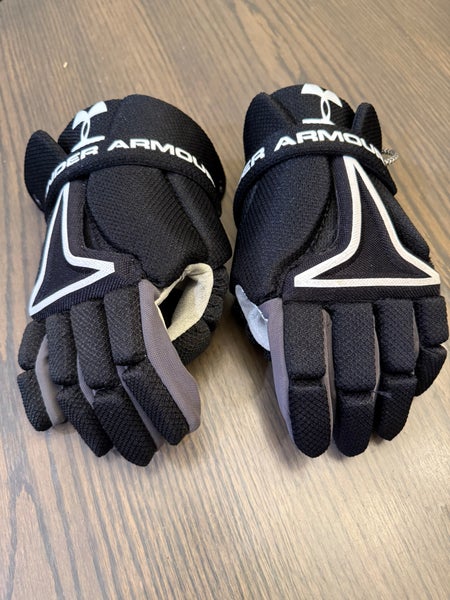 Under Armour Lacrosse Gloves Medium (Used)