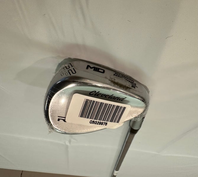 NEW Cleveland RTZ Tour Black Wedge 52 Degree